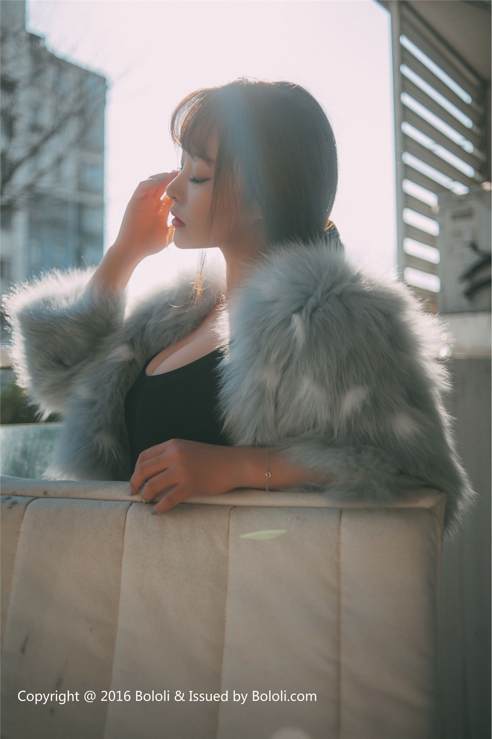 [BoLoLi波萝社] 2017.03.09 BOL027 七宝变装死库水诱惑 柳侑绮